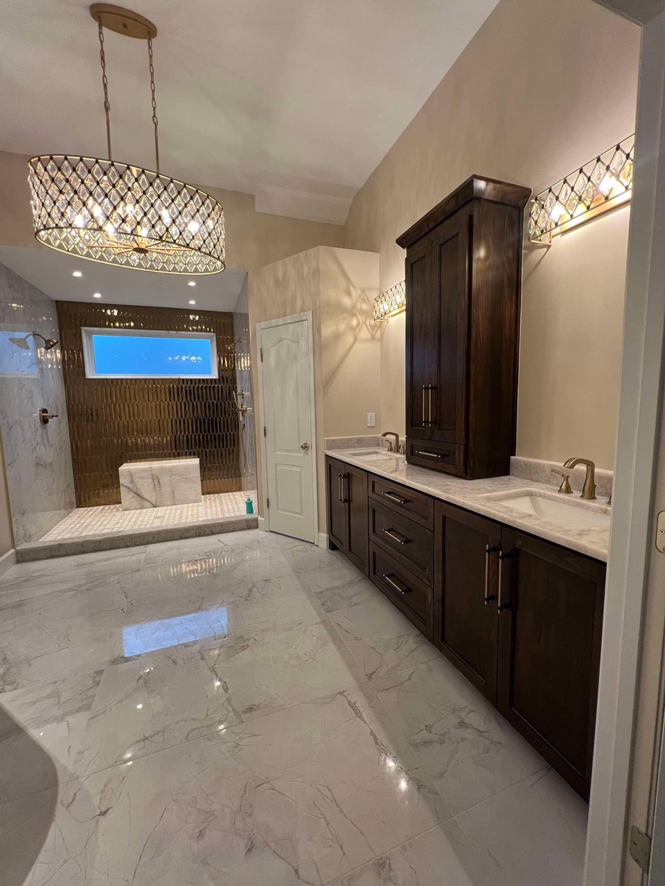 Master Bathroom Deep Clean